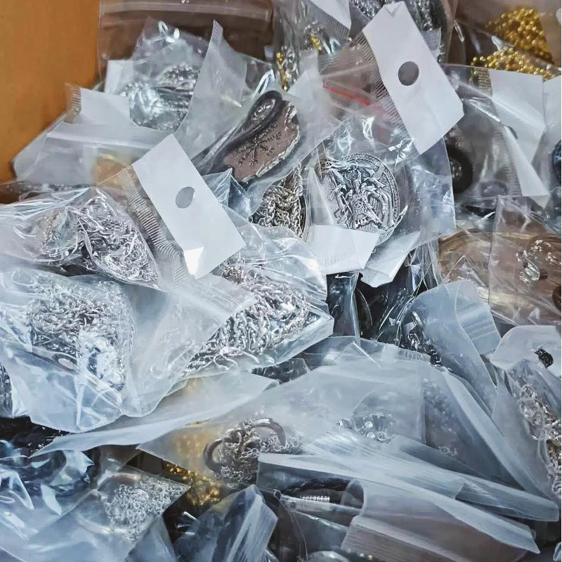 1/5/10/15pcs Fashion Jewelry Mystery Box: Random Assorted Necklace, Earrings, Bracelet & Ring Set, Trendy Gorgeous Accessories Gift for Women