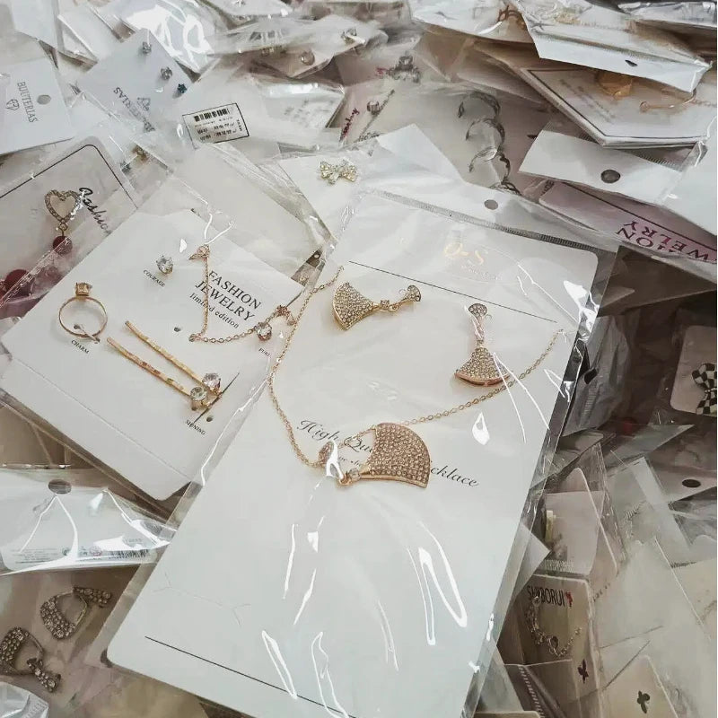 1/5/10/15pcs Fashion Jewelry Mystery Box: Random Assorted Necklace, Earrings, Bracelet & Ring Set, Trendy Gorgeous Accessories Gift for Women